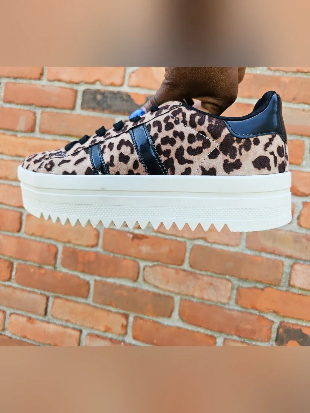 New Wild Diva Leopard Platform Fashion Sneakers Women’s Size 10